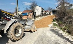 Yığılca'da köy yollarında çalışmalar sürüyor