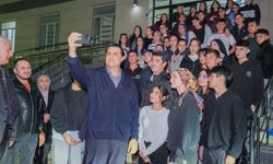 Yılmaz, gençlerle iftar sofrasında buluştu