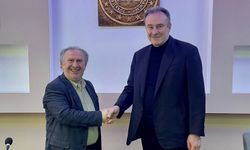 Güneysu Esnaf Odası’nda görev değişimi: Yeni başkan Galip Gündoğar