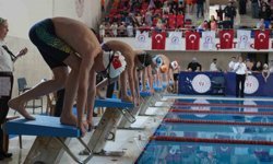 23 Nisan için kulaç attılar