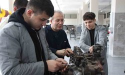 45 yaşında polislikten ayrılıp öğretmen oldu, emekliliğini 20 yıl uzattı