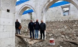 833 yıllık tarihi caminin restorasyonu titizlikle devam ediyor