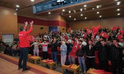 A Milli Takım'ın Kosova galibiyeti üniversite kampüsünde bayram havası estirdi