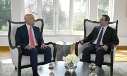 ABD'nin Suriye Özel Temsilcisi Barrack, Suriye Dışişleri Bakanı eş-Şeybani ile bir araya geldi