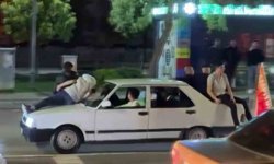 Aksaray sokaklarında Galatasaraylıların coşkulu kutlaması