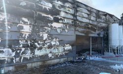 Ankara'da boya fabrikasında yangın