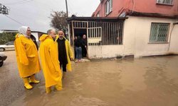 Antakya Belediyesi, sel afetinin vurduğu noktalarda incelemelerde bulundu