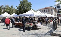 Antika Pazarı koleksiyonerleri bir araya geldi