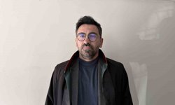 Araçta ölü bulunmuştu, 2 yıl sonra eşini 'kasten öldürme' suçlamasıyla hakim karşısına çıktı