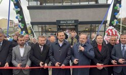 Arnavutköy'de 3 yeni eser hizmete açıldı, yaşam merkezinin temeli atıldı