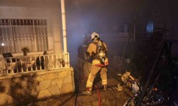Arsuz'da evin bodrumunda yangın çıktı