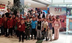 Aslanapa'da Kur'an kursu öğrencileri '571 Rahmet Peygamberi Hz Muhammed' filmini izledi