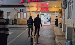 Ataşehir Belediyesi'ne yapılan yolsuzluk operasyonunda gözaltına alınan 5 kişi sağlık kontrolünden geçirildi