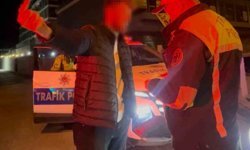 'Ayaklarına kapanayım ne olur arabayı men etmeyin' diyen alkollü sürücü cezadan kurtulamadı