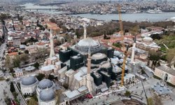 Ayasofya'da dev restorasyonda kritik aşama: Kubbe kapatılıyor