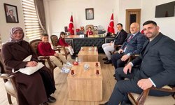 Aydıntepe'de kaymakamlık koltuğuna minik öğrenciler oturdu