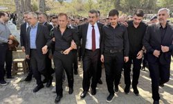 Ayla öğretmenin eşi: 'Gurur duyuyorum, buraya ev yaptıracaktık, cenazesi geldi'