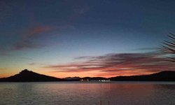 Ayvalık sahilinde gün batımı böyle görüntülendi