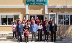 Azerbaycanlı öğrencilerden Çameli'ne kardeşlik ziyareti