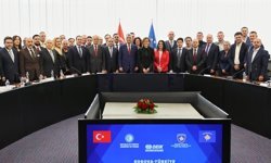 Bakan Bolat, Türk ve Kosovalı iş adamlarıyla bir araya geldi