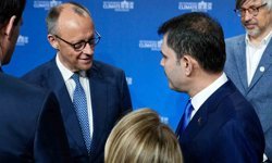 Bakan Kurum, Almanya Başbakanı Merz ile bir araya geldi