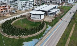 Başiskele'de 15 Temmuz Bilim Merkezi inşaatı hızla yükseliyor