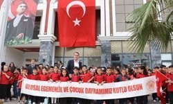 Başkan Arıcı'dan 23 Nisan Mesajı: 'Geleceğin aydınlık yüzü, bugünün çocuklarıdır'