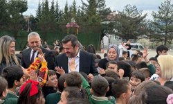 Başkan Çetinkaya, öğrencilerle bir araya geldi