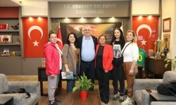 Başkan Mehmet Ertaş hayvanseverlerle bir araya geldi