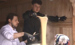 Başkentte Trabzon Günleri: Şenol Güneş ve Tolga Zengin vatandaşlarla buluştu