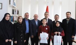 Bayburtlu bölge birincisi öğrenciler ödüllendirildi