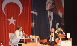 Bayındır'da öğrencilere yönelik kariyer günleri başladı