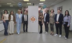 BHİD'de bayrak değişimi