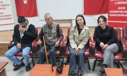 Bilecik'te öğrencilerden huzurevine anlamlı buluşma