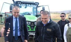 Bilecik'te 'Yağlık Ayçiçeği Tohumu Dağıtım Programı' gerçekleştirildi