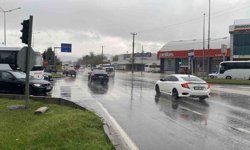 Bolu güne yağışla uyandı