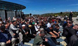 Bosna Hersek Savaşı sırasında öldürülen 6 kişi toprağa verildi