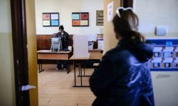 Bulgaristan'da seçimin galibi eski Cumhurbaşkanı Radev'in partisi oldu