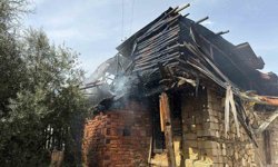 Burdur'da boş ahşap evde yangın
