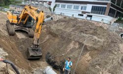 Burhaniye'de sezon öncesi Ören Plajında alt yapı çalışmalarına başlandı