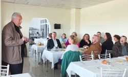 Burhaniye'de Yüksek Öğrenim Derneği üyeleri kahvaltıda buluştu