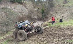 Bursa'da Off-Road yarışında takla attı...Nefes kesen anlar kamerada