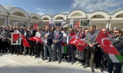 Çanakkale'de İsrail'in Filistinli esirleri hedef alan 'idam yasası' protesto edildi