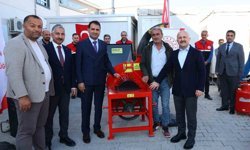 Çiftçilere zirai alet ve ekipman dağıtıldı