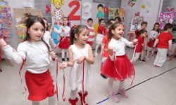 Çocuklar 23 Nisan'ı Osmangazi'de coşkuyla kutladı