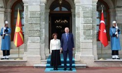 Cumhurbaşkanı Erdoğan, Kuzey Makedonya Cumhurbaşkanı Davkova ile görüştü