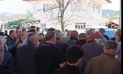 Denetimli serbestlikteki arkadaşı tarafından öldürülen gurbetçi son yolculuğuna uğurlandı