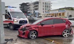 Denizli'de zincirleme trafik kazası: 4 yaralı