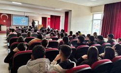 Dijital çağın yeni tehdidi 'siberkondri' masaya yatırıldı