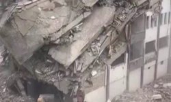 Diyarbakır'da ağır hasarlı binalar yıkılıyor